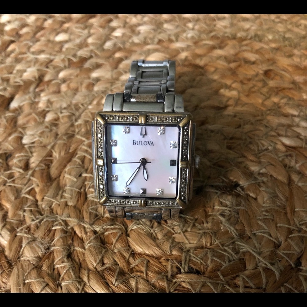 Ladies wristwatch